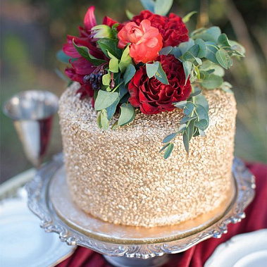 Торт с красными Пионами купить - первоуральск.сладкоежкин.рф